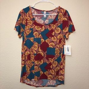 New with tags Lularoe Classic T Sz medium